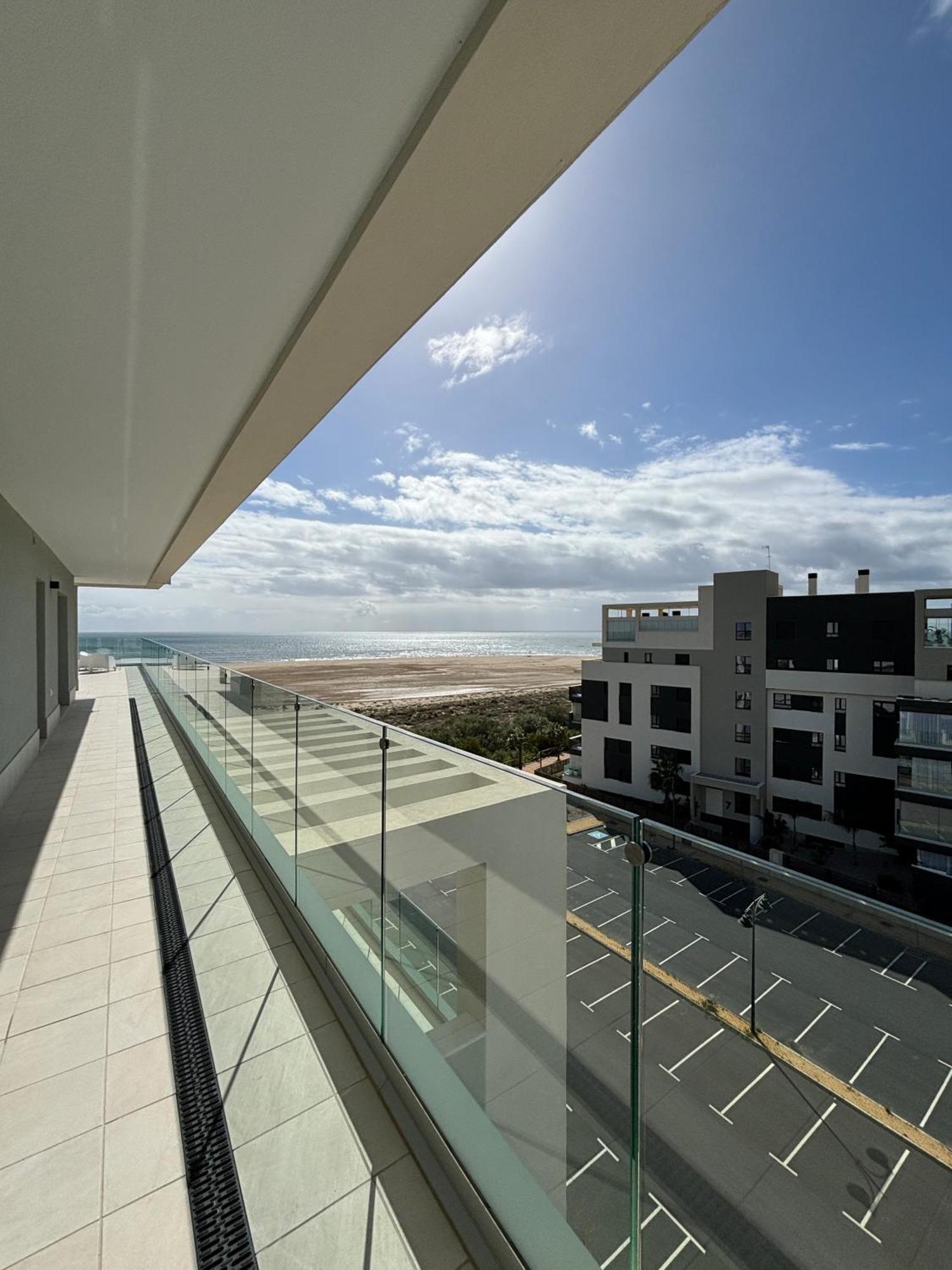 Apartment New Penthouse With Sunny View *