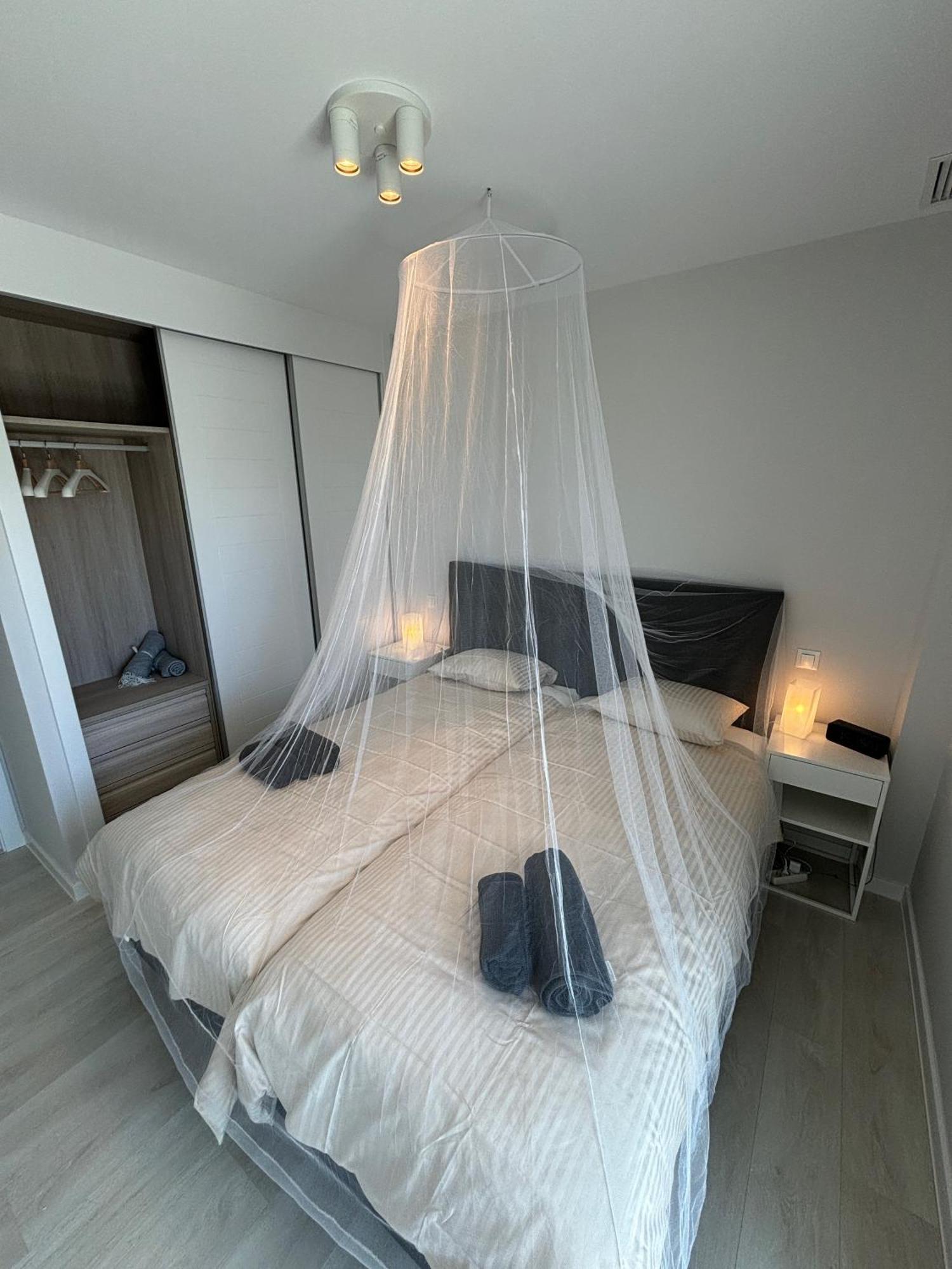 New Penthouse With Sunny View Apartment *